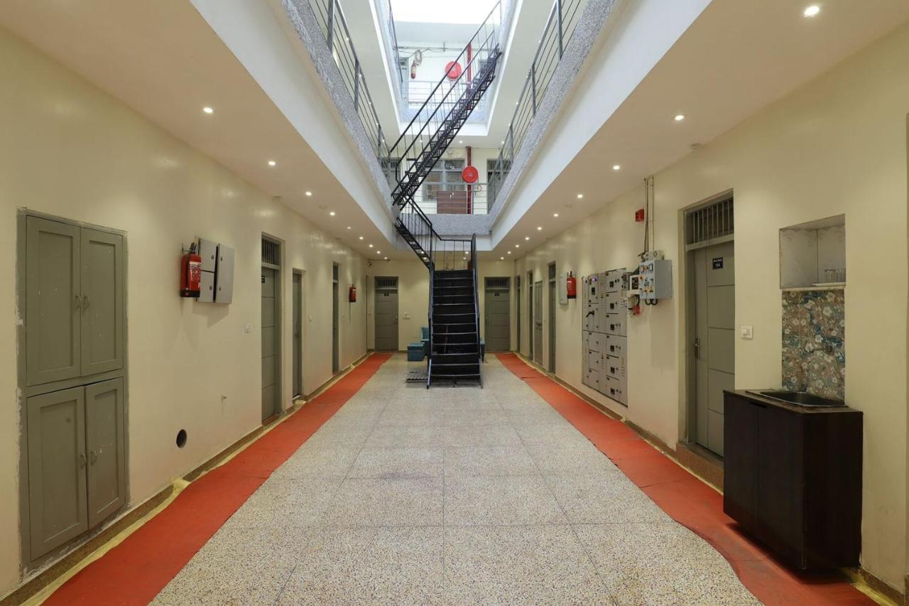 Amrit Hotel New Delhi Exterior photo